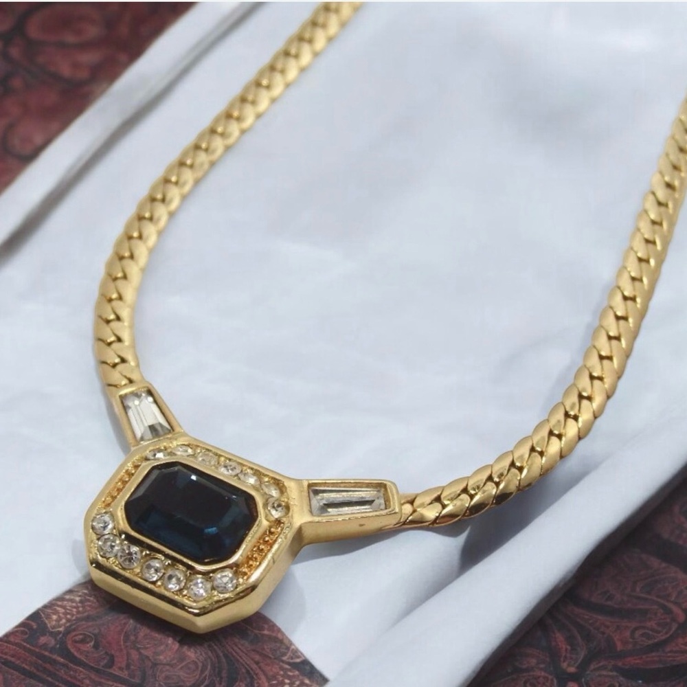 DIOR Vintage Necklace- German ✨🤩🌟 - Picture 12 of 14